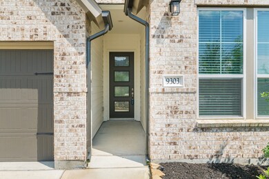 9303 Galloway Woods Trail, the Woodlands, TX 77375 - photo 5