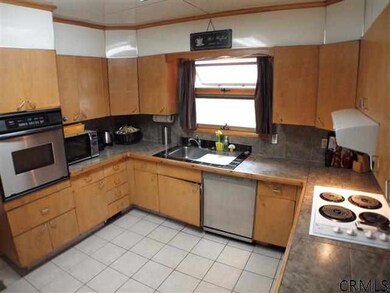 4 Fulton St, Glens Falls, NY 12801 - photo 5