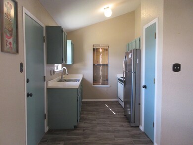 15308 Fairwood Ct, Horizon City, TX 79928 - photo 6