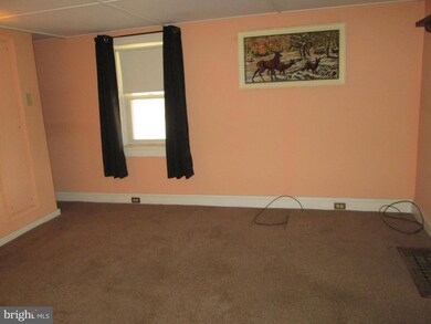 1422 Walnut Bottom Rd, Carlisle, PA 17015 - photo 5