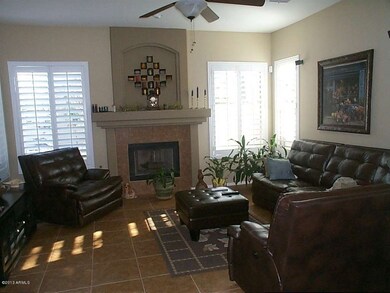 2353 E Robin Ln, Gilbert, AZ 85296 - photo 4