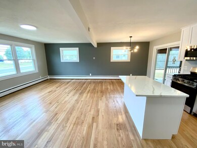 300 N Hammonds Ferry Rd, Linthicum Heights, MD 21090 - photo 7