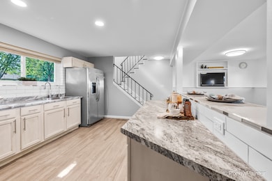 3416 Winhaven Dr, Waukegan, IL 60087 - photo 7