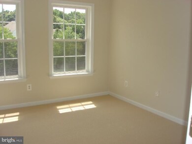 20389 Fallsway Terrace unit 53, Sterling, VA 20165 - photo 2