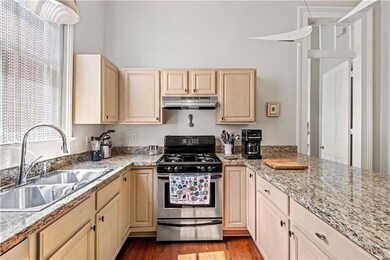 1216 6th St, New Orleans, LA 70115 - photo 7