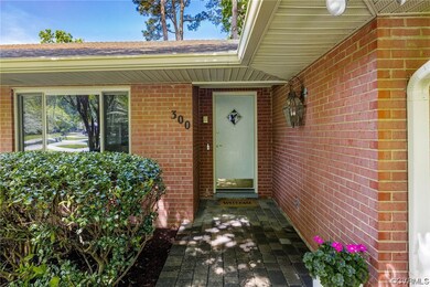 300 Desota Dr, Henrico, VA 23229 - photo 2