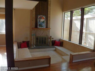 10523 Arrowood St, Fairfax, VA 22032 - photo 4