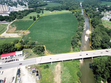 1 E 5th St, Connersville, IN 47331 - photo 7