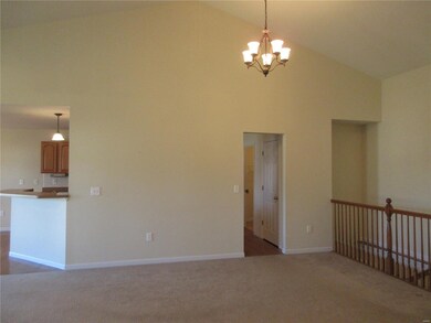 6821 Kensington Dr, Maryville, IL 62062 - photo 7