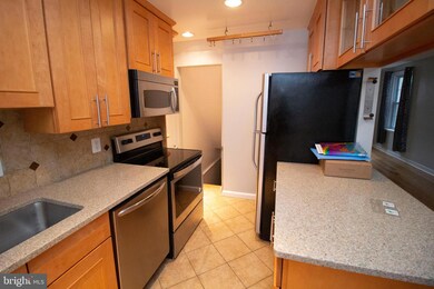 3272 S Utah St, Arlington, VA 22206 - photo 6
