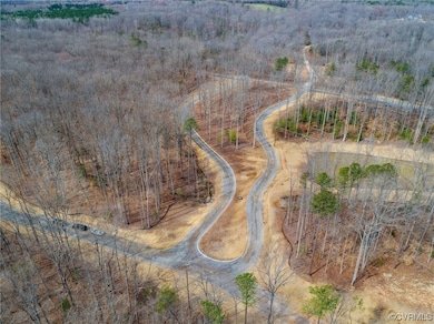 15112 Johns Trace Cir, Montpelier, VA 23192 - photo 2