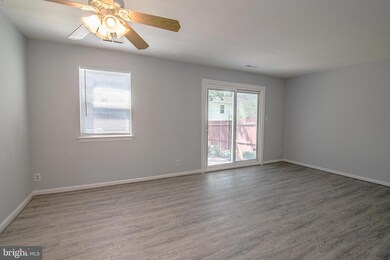 130 Oak Dr, Stafford, VA 22554 - photo 3