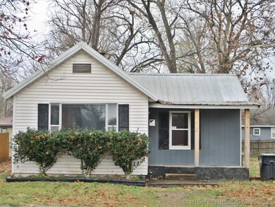 304 Earl St, Tahlequah, OK 74464 - photo 2
