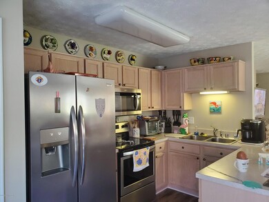 8343 Grand Trevi Dr unit 6103, Louisville, KY 40228 - photo 4