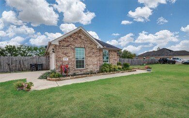 10710 Harry Dr, Needville, TX 77461 - photo 4