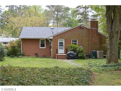 Exterior Back - Big, spacious, pretty back yard...