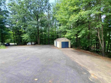 647 4th Range Rd, Pembroke, NH 03275 - photo 3