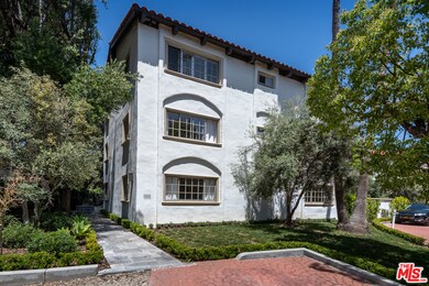 906 Benedict Canyon Dr, Beverly Hills, CA 90210 - photo 2