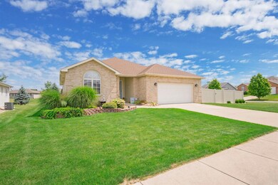 10755 Heather Dr, Crown Point, IN 46307 - photo 2