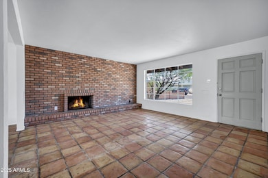 8002 E Whitton Ave-7