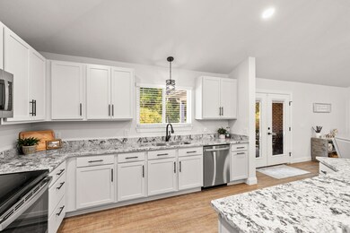 8422 Lucena St, Navarre, FL 32566 - photo 7