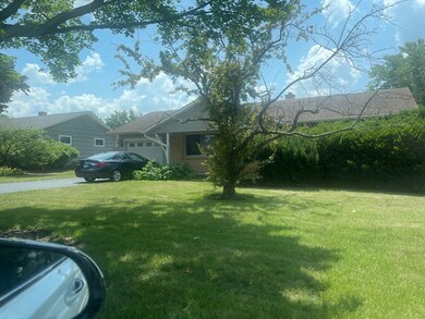 594 W Comstock Ave, Elmhurst, IL 60126 - photo 3