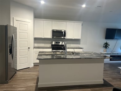 1119 Fringed Bluestar Dr, Rosharon, TX 77583 - photo 5