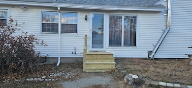 284 Summer St unit 1, Bristol, NH 03222 - photo 3