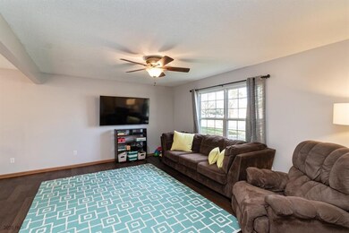 1801 48th St, Des Moines, IA 50310 - photo 5