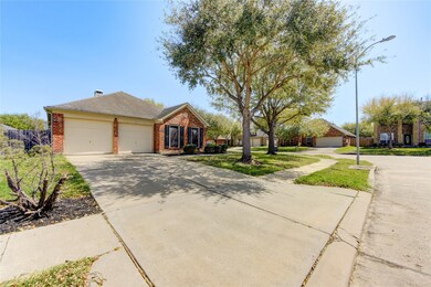 2402 Rustic Trail Ln, Richmond, TX 77469 - photo 2