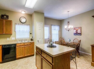 9739 Coyote Creek Dr, Houston, TX 77095 - photo 3