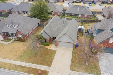 2012 E Princeton St, Broken Arrow, OK 74012 - photo 4