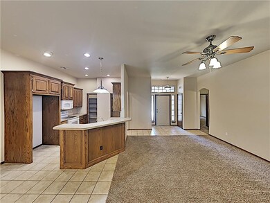 605 Madeline Ln, Moore, OK 73160 - photo 7