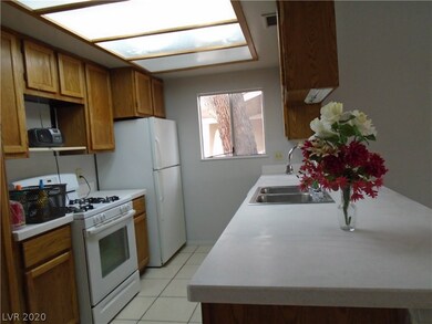 Quartz counter tops in the kitchen