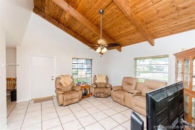 unlisted-address, Davie, FL 33328 - photo 5