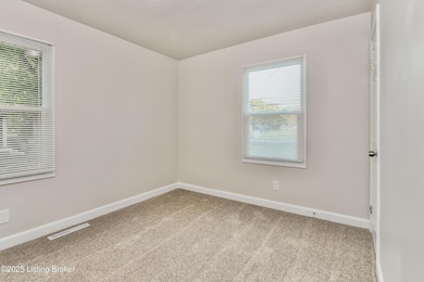 5401 Johnsontown Rd, Louisville, KY 40272 - photo 7