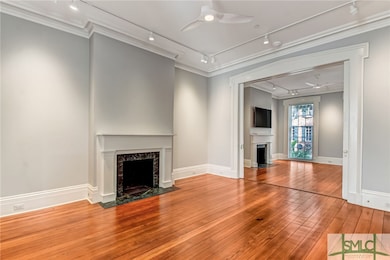 31 E Jones St unit Parlor 2nd floor, Savannah, GA 31401 - photo 6