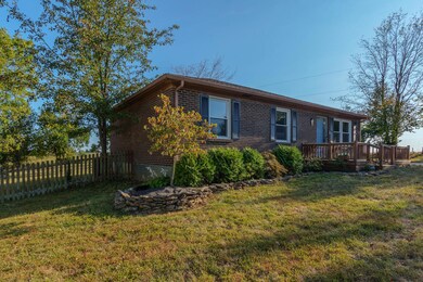 319 Thacker Dr unit 2, Wilmore, KY 40390 - photo 4