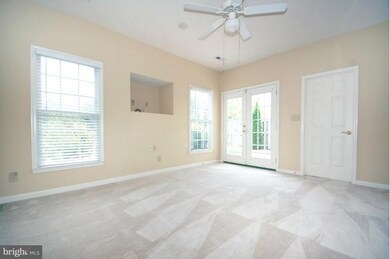 6907 Bluefield Dr, Fredericksburg, VA 22407 - photo 4