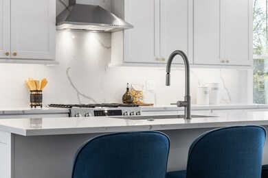 6 Menton St, Boston, MA 02126 - photo 5