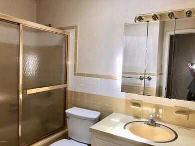 5136 Clarendon Rd, Jacksonville, FL 32205 - photo 7