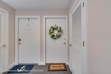 202 Webster Ave Unit 3-5