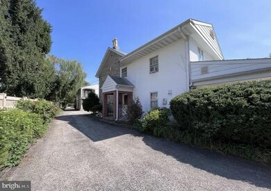 234 Callanan Ave unit B, Bryn Mawr, PA 19010 - photo 2