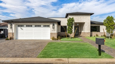 4228 E Avalon Dr, Phoenix, AZ 85018 - photo 7