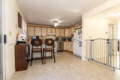 40 Andover Down unit U283, Nashua, NH 03063 - photo 7