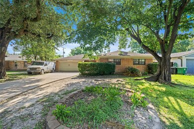 9326 Valwood Ct, Houston, TX 77088 - photo 2
