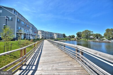 8233 Secluded Cove Ln, Dundalk, MD 21222 - photo 2