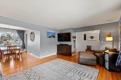 5 Hadden Ln, Troy, NY 12180 - photo 6