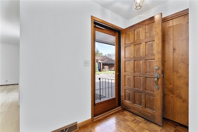 3618 Tamarack Ln, Eau Claire, WI 54701 - photo 2