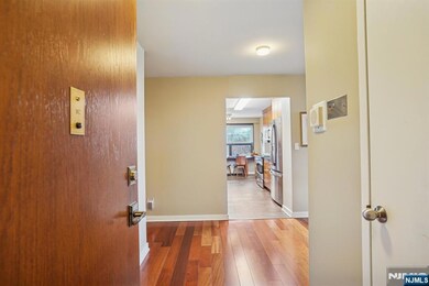 2 Claridge Dr unit 1CW, Verona, NJ 07044 - photo 4